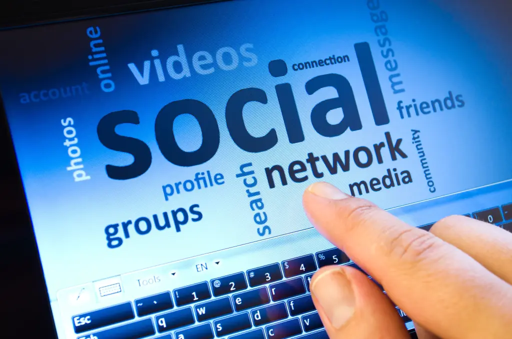 métricas clave para medir el impacto de tus campañas en redes sociales
