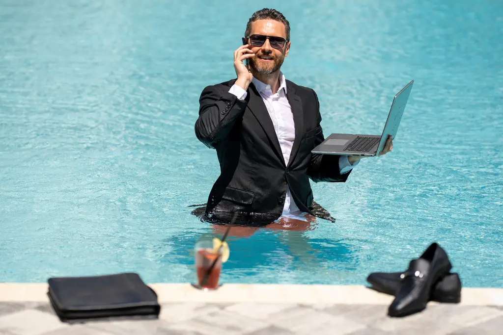 Maximizando la productividad: 10 consejos esenciales para triunfar en el teletrabajo
