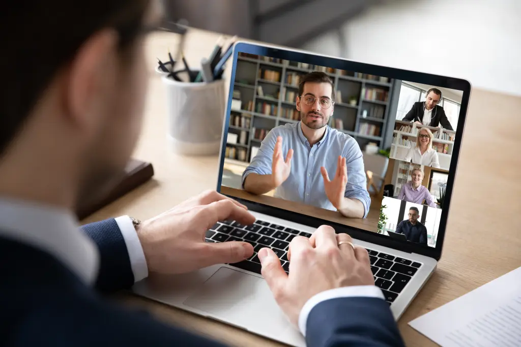 7 consejos de expertos para triunfar en entrevistas virtuales