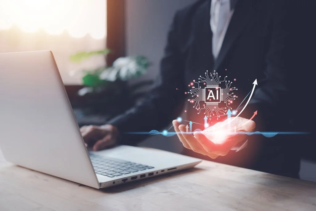 shutterstock_2226501871.jpg 5 maneras de revolucionar la atención al cliente con inteligencia artificial